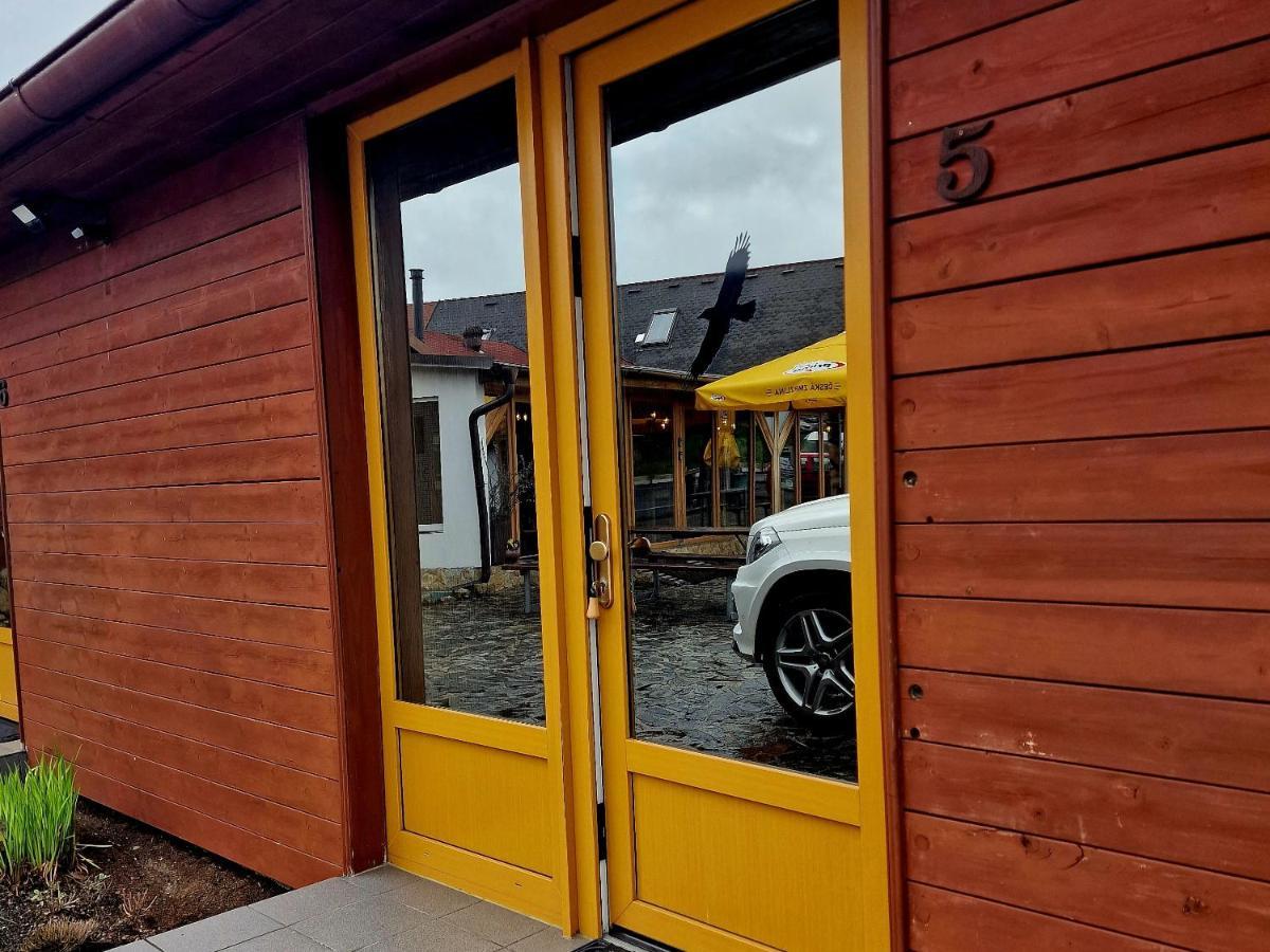 Katerina Restaurant A Penzion Rozvadov Exteriör bild